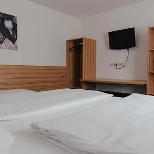 Drei Kreuz Hotel